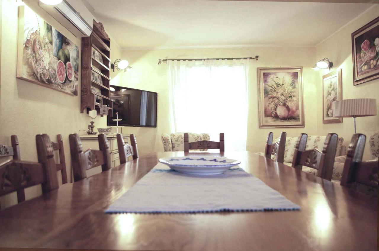 Casa De Ajala - B&B De Charme In Antica Dimora Totalmente Ristrutturata E Dotata Di Tutti I Confort Bagni Privati Spazio Living Patio Esterno Ambienti Climatizzati Degustazioni Prodotti Locali Làconi Zewnętrze zdjęcie
