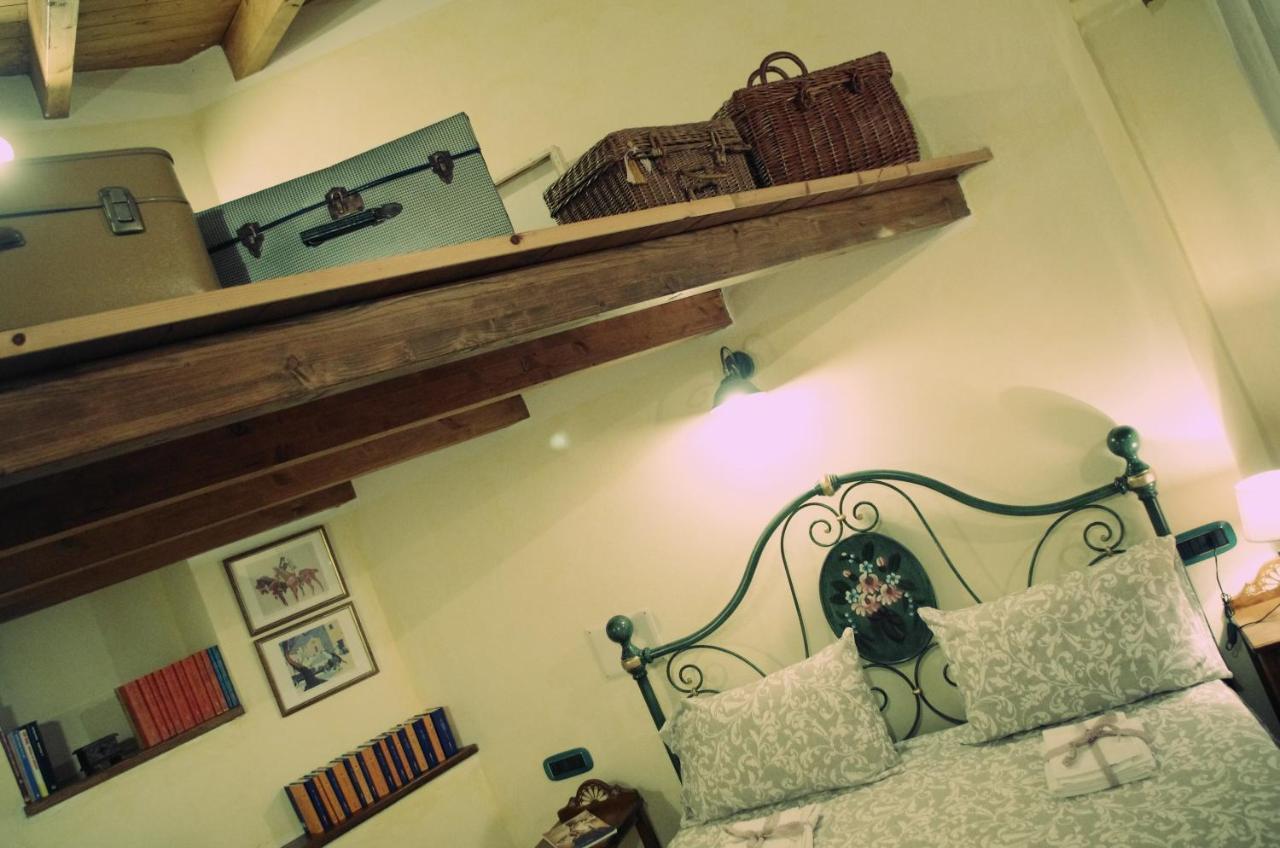 Casa De Ajala - B&B De Charme In Antica Dimora Totalmente Ristrutturata E Dotata Di Tutti I Confort Bagni Privati Spazio Living Patio Esterno Ambienti Climatizzati Degustazioni Prodotti Locali Làconi Zewnętrze zdjęcie